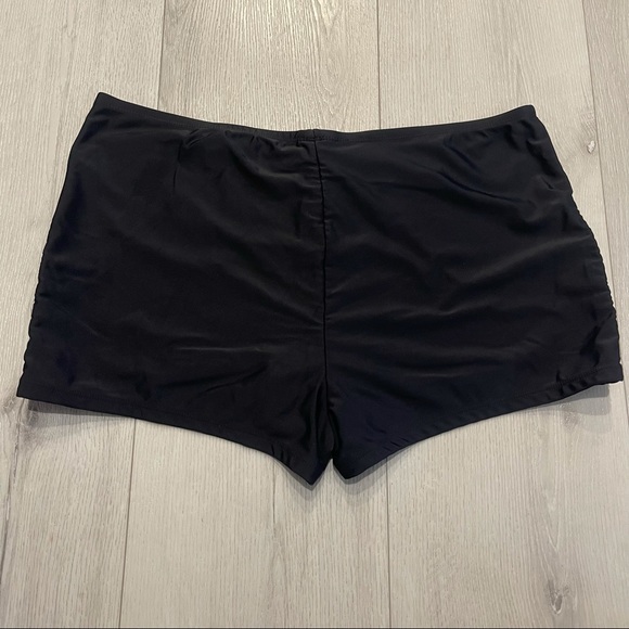 COLLECTIONS by CATALINA Black Swim Shorts Plus Size 2X (18W-20W) - Picture 7 of 7